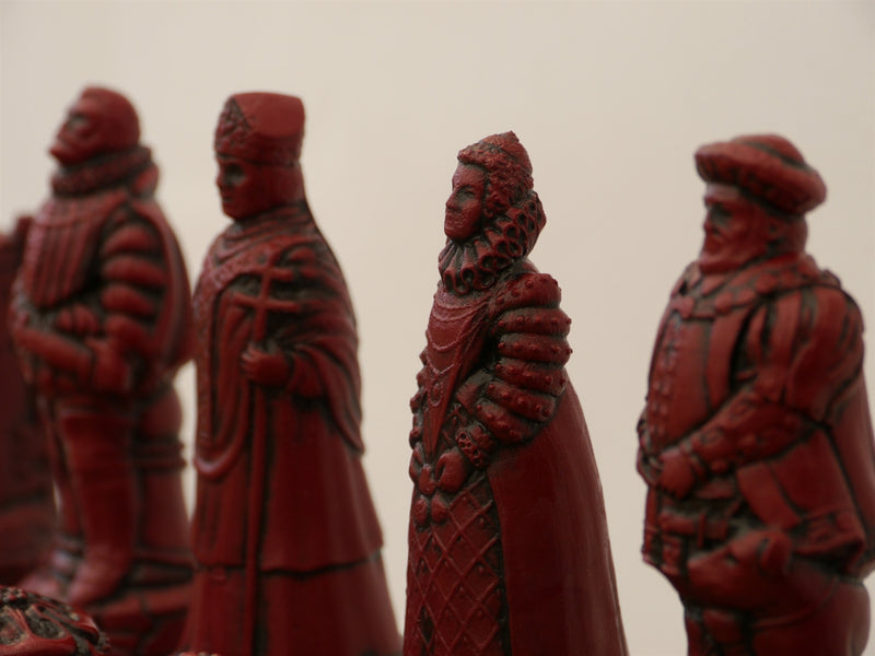 Berkeley Chess Decorative Chessmen - English - Cardinal