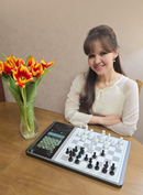 ChessNut EVO - Human-AI Powered Chess Computer