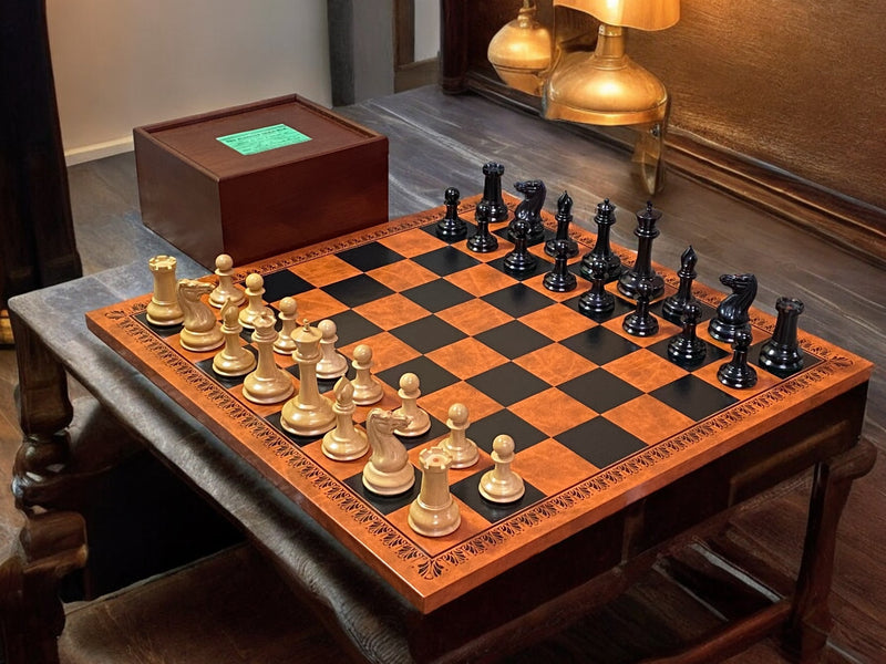 1850 London Chessmen Italian Retro Chessboard and Slide Top Box