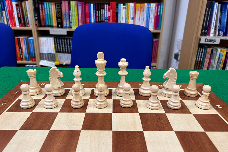 Club Staunton 3.8" King Wooden Chess Set (Board & Pieces)
