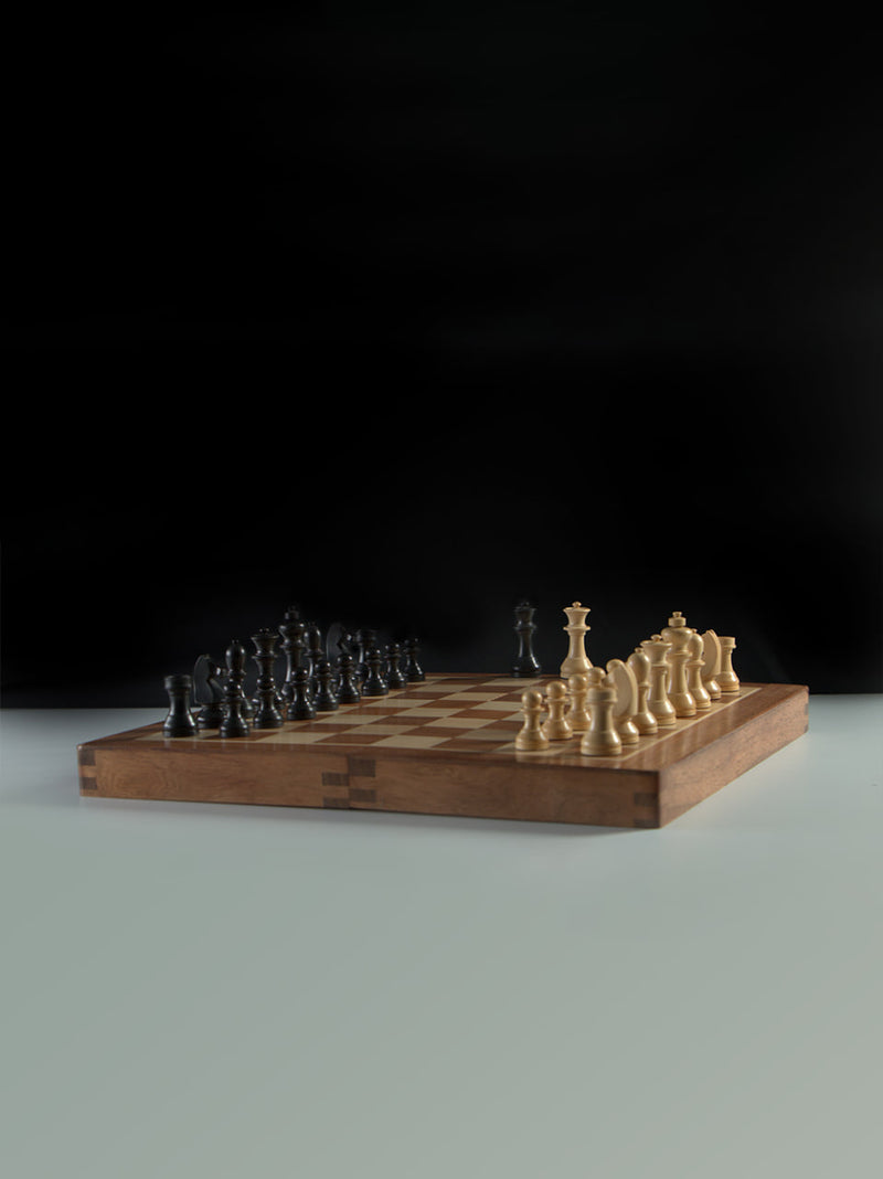 World Chess Travel Chess Set