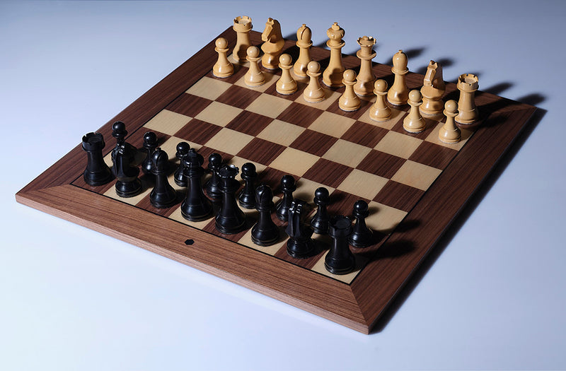 World Chess Championship Chess Set (Walnut Board & Pieces)